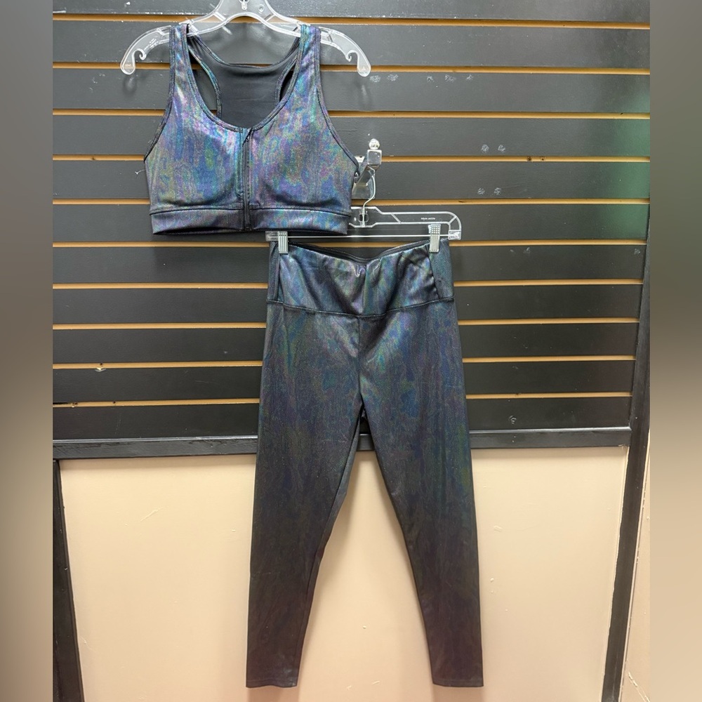SHOACTIVE Holographic 2-Piece Athletic Set Leggings & Sports Bra Size L